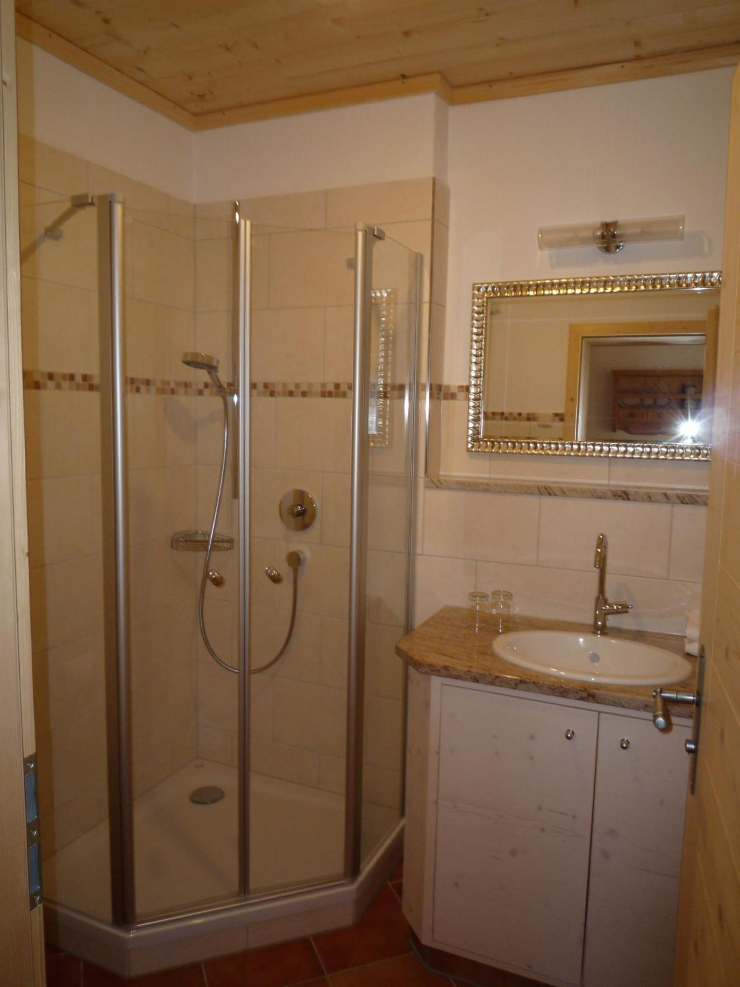 Gaestehaus Johanna Bad Wiessee Kamer foto