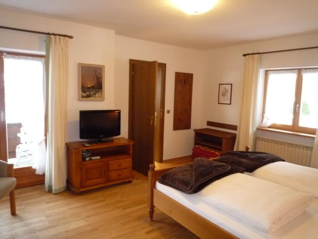 Gaestehaus Johanna Bad Wiessee Buitenkant foto